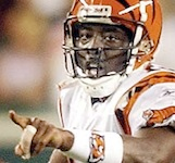 Illustration for article titled The Bottom 100: The Worst Players In NFL History (Part 1)